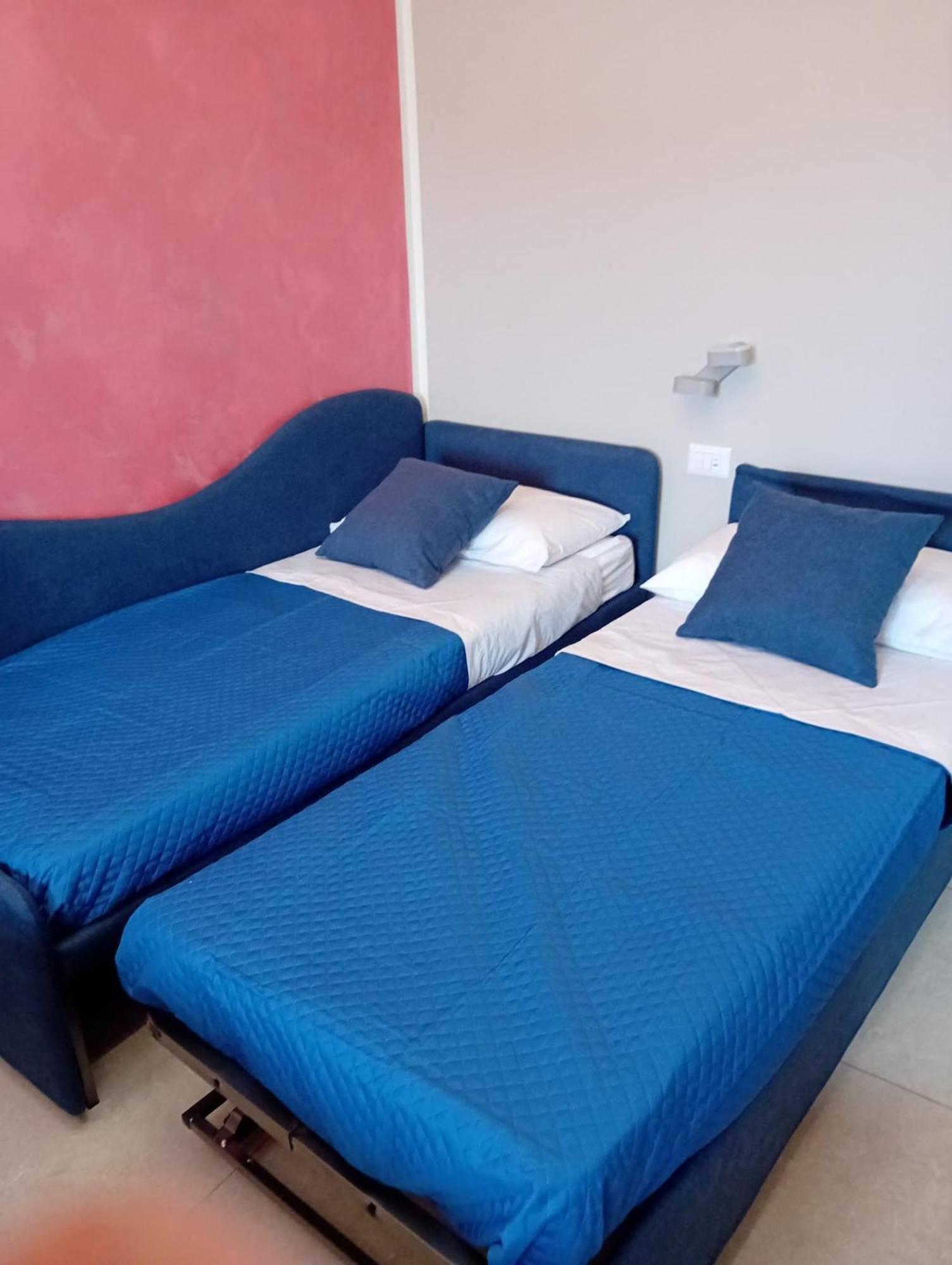 B&B Piccololucio2 Наполи Екстериор снимка